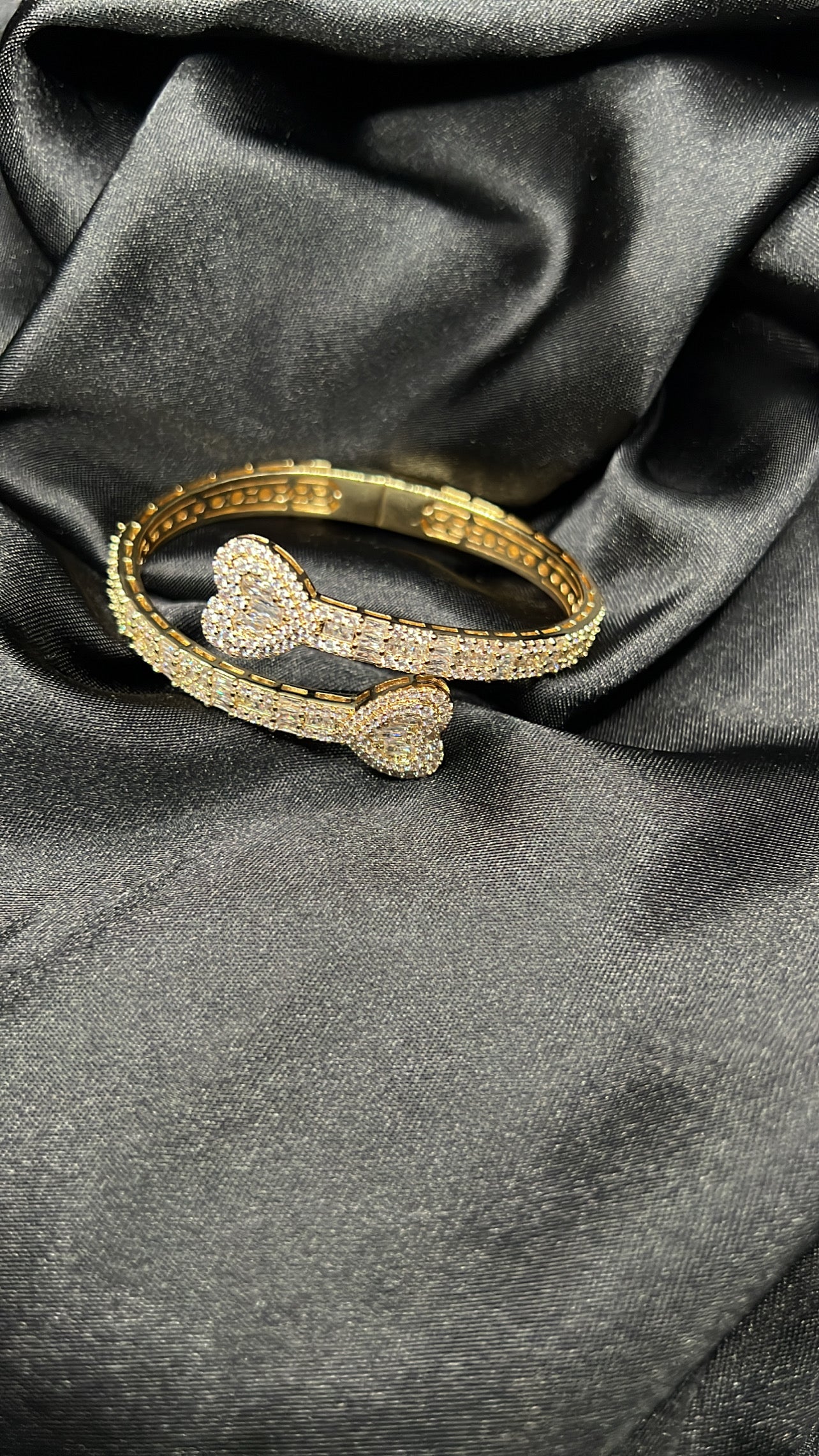 Double hearted bracelet