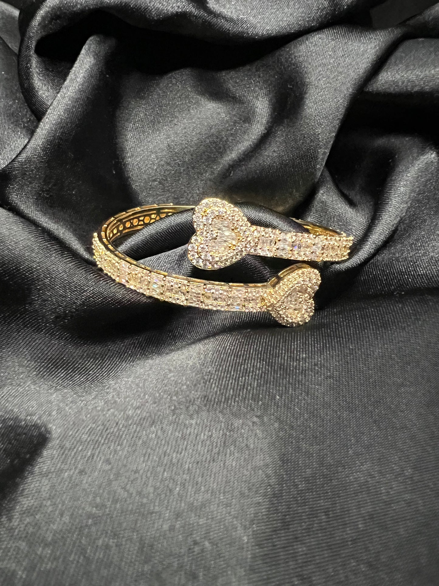 Double hearted bracelet